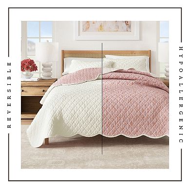 Madelinen® Scalloped Edge Floral Print Reversible Quilt Set with Shams