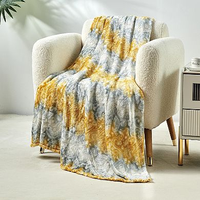 Cillia All Season Plush Decorative Throw Blanket