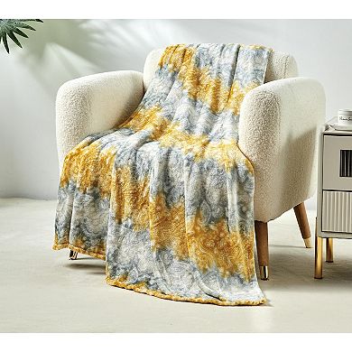 Cillia All Season Plush Decorative Throw Blanket