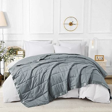 Unikome Hotel Collection Lightweight Down Alternative Blanket with Satin Trim All Season Design
