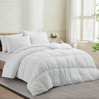 Unikome Hotel Luxury Lightweight Down alternative Comforter