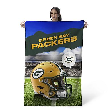 NFL Green Bay Packers Midfield Wall Hanging