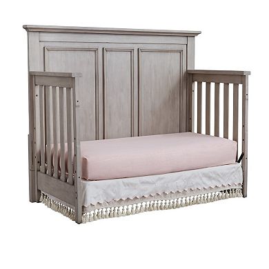 Oxford Baby Kenilworth 4-in-1 Convertible Crib