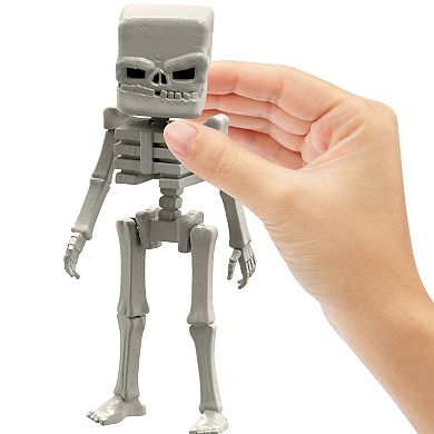 Mattel Minecraft Skeleton 12-inch Large-Scale Action Figure