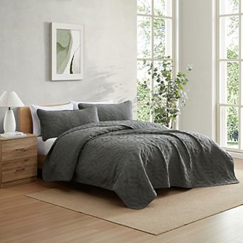 HLC.ME Logan - 3 pc Soft Quilt Set, Lightweight Interlocked Machine Washable Bedspread Coverlet