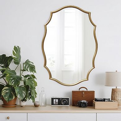 Parisloft 23.6 x 33.7 Inch Quatrefoil Gold Metal Wall Mirror