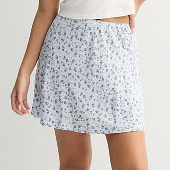 Juniors' SO® Mini Slip-On Skirt