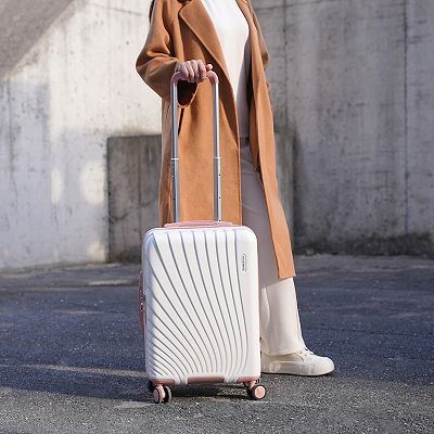 Traveler's Choice Phenom 3-pc. Spinner Luggage Set