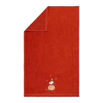 Celebrate Together™ Fall Peanuts Snoopy & Woodstock Pumpkin Hand Towel