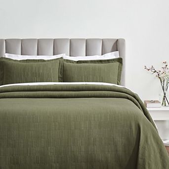 SUPERIOR Zenith Matelasse Quilt and Sham Set