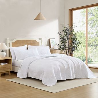 HLC.ME Weston - 3 pc Soft Quilt Set, Lightweight Interlocked Machine Washable Bedspread Coverlet