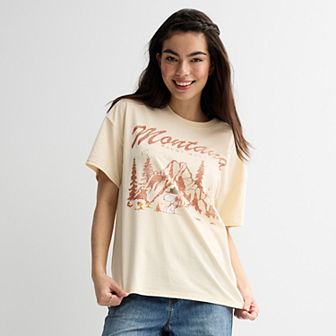 Juniors' Threads of Luxx Peanuts Snoopy Montana Mount Wood Oversized Graphic Tee