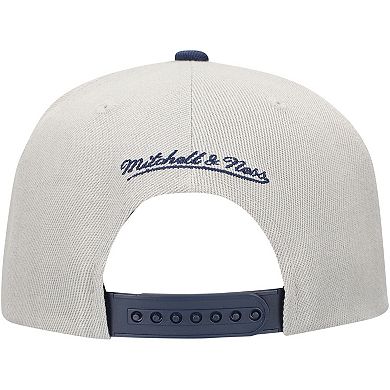 Men's Mitchell & Ness Gray Boston Red Sox Knock Out Panel Snapback Hat