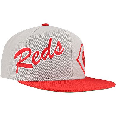 Men's Mitchell & Ness Gray Cincinnati Reds Knock Out Panel Snapback Hat