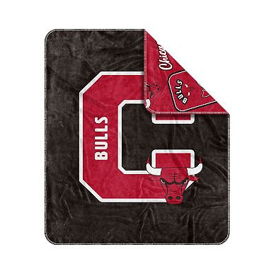 Chicago Bulls 50” x 60” Dream Weave Throw Blanket