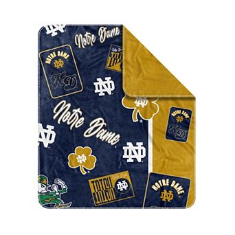 Notre Dame Fighting Irish 50” x 60” Dream Weave Throw Blanket