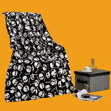 Throw Blanket, Ideal for Fall and Winter - Stylish Designs to Share with Friends and Family
