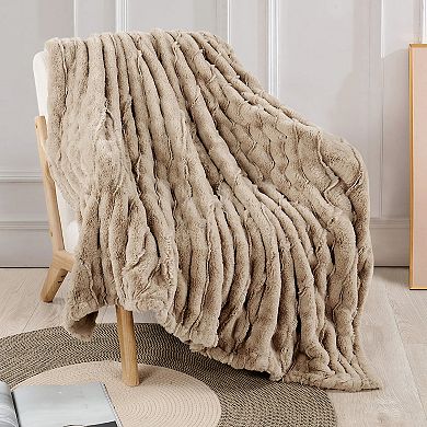 Home Soft Things Stretchy Solid Color Faux Fur Throw Blanket