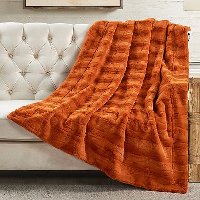 Home Soft Things Stylish Faux Fur Throw Blanket