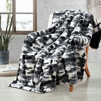 Home Soft Things Two Tone Artistic Faux Fur Throw Blanket
