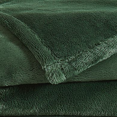 Royal Velvet Lavish Plush Solid Blanket