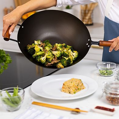 Joyce Chen Classic Series 14-in. Carbon Steel Preseasoned Wok
