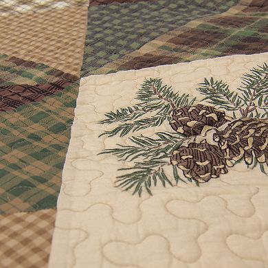 Donna Sharp Pine Star Embroidered Pieced Cotton Quilt Set with Shams