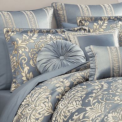 Royal Court Lorenzo Round Decorative Throw Pillow