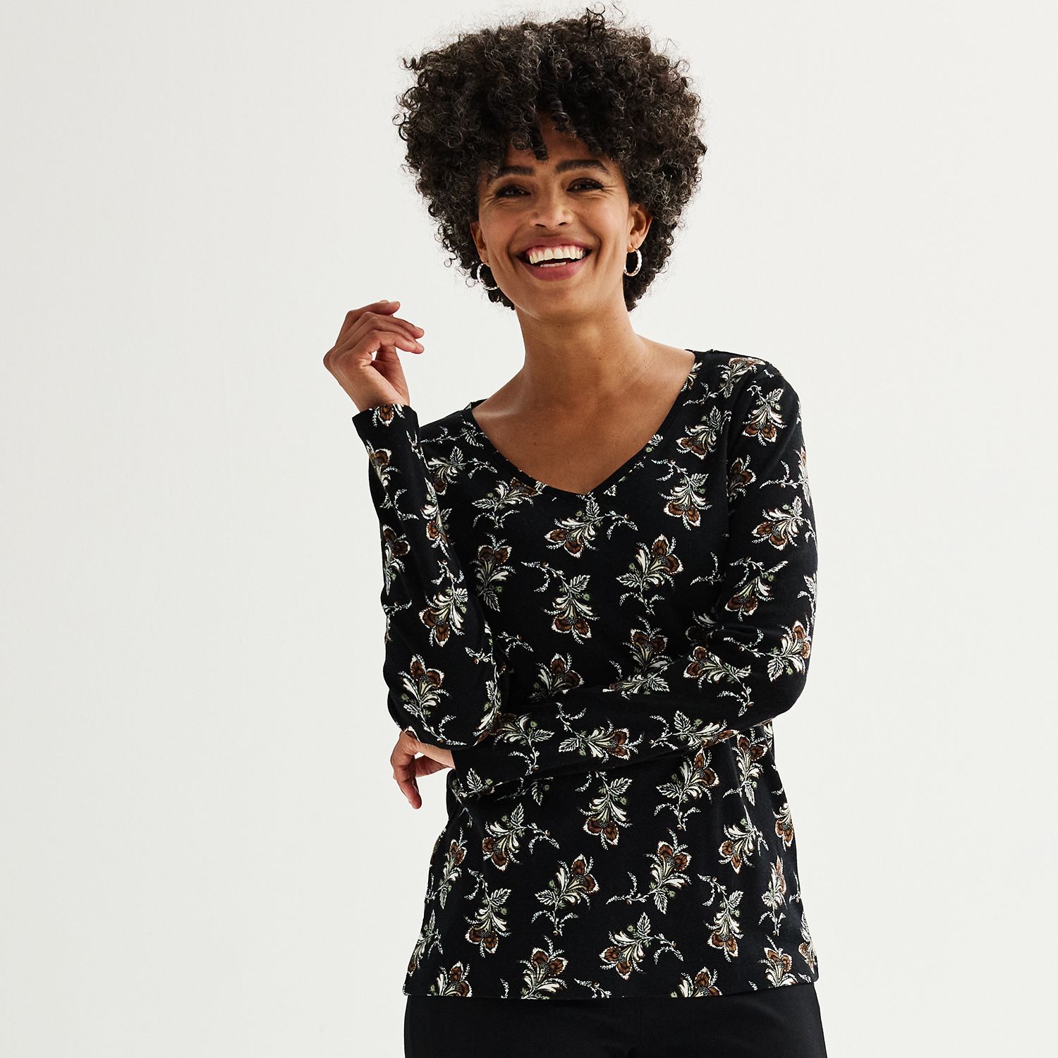 Petite Croft & Barrow® Essential Long-Sleeve V-Neck Top - Black Paisley Flower (XS PETITE)