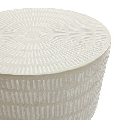 LuxenHome Outdoor and Indoor Round Spiral Pattern Side Table, Off White