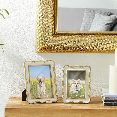 Glitzhome Set of 2 White with Gold Wavy Edge Resin Tabletop Picture Frames