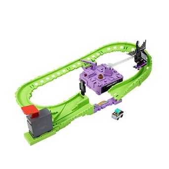 Mattel Hot Wheels RacerVerse Minecraft Ender Dragon's Last Lap Track Set