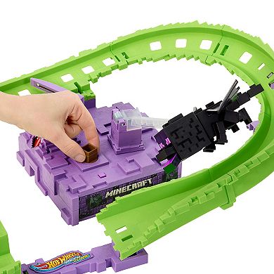 Mattel Hot Wheels RacerVerse Minecraft Ender Dragon's Last Lap Track Set