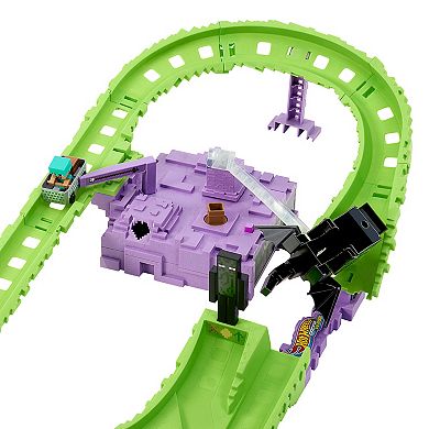 Mattel Hot Wheels RacerVerse Minecraft Ender Dragon's Last Lap Track Set