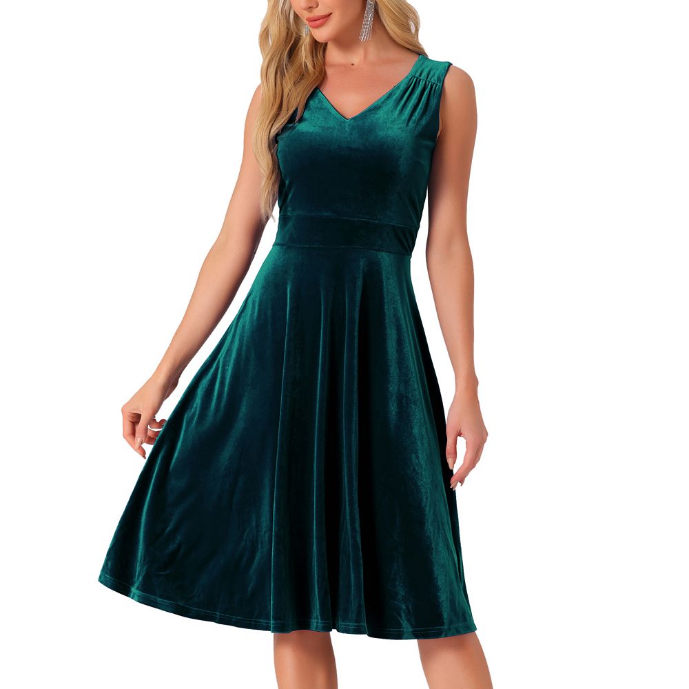 Blue Velvet Sleeveless Party Top with Stylish Strap Detailing – Trendy Women’s Evening Wear