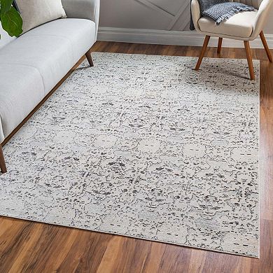 5th Avenue Lux Horeshoe Charm Area Rug