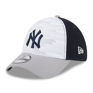 Men's New Era Navy/Gray New York Yankees 2025 MLB Clubhouse 39THIRTY Flex Hat