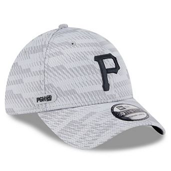 Men's New Era Gray Pittsburgh Pirates 2025 MLB Clubhouse 39THIRTY Flex Hat