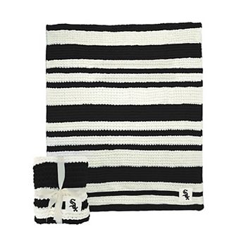 Chicago White Sox 50" x 60" Cable-Knit Throw Blanket