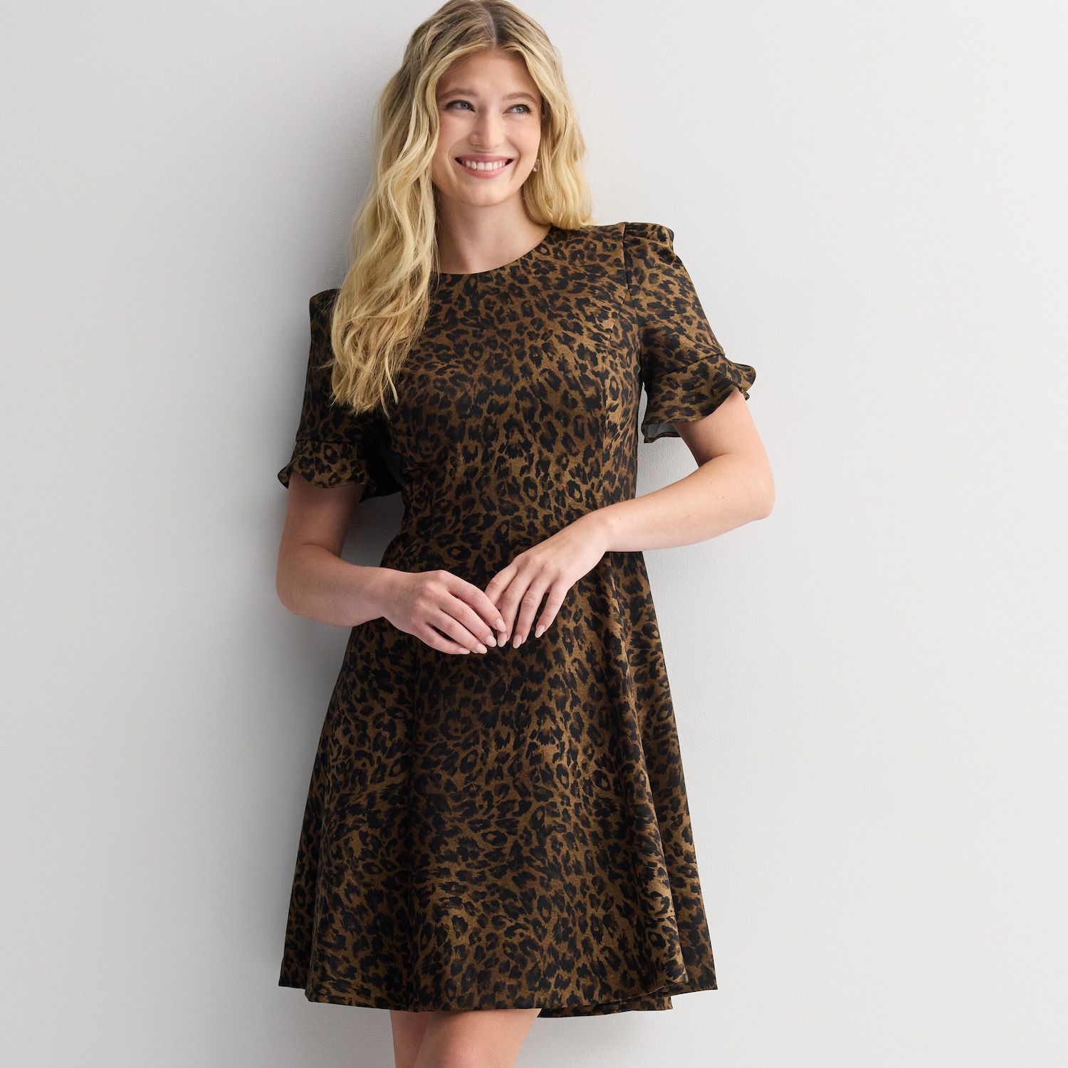Женские платья Andrew Marc Flutter Sleeve Fit & Flare Dress