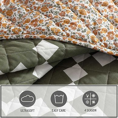 Eddie Bauer Diamond Floral Quilt Set