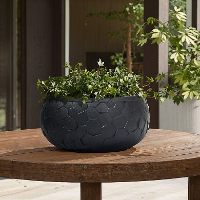 LuxenHome Black Beehive Pattern 17.5-Inch Round Planter