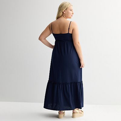 Juniors' Plus Size SO® Easy Tier Knit Maxi Dress