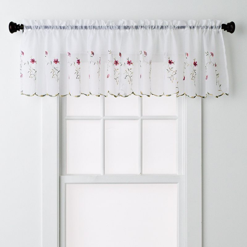 United Curtain Co. Loretta Valance - 52'' x 18''