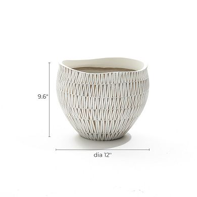 LuxenHome V-Pattern Polyresin Round Planter