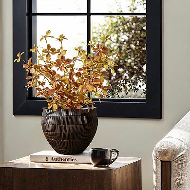 LuxenHome V-Pattern Polyresin Round Planter