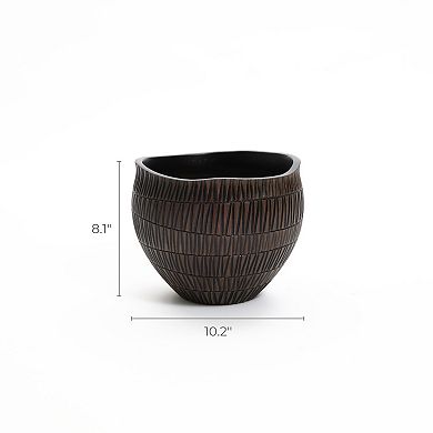 LuxenHome V-Pattern Polyresin Round Planter