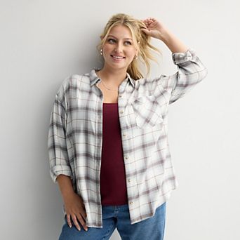 Juniors' Plus Size SO® Boyfriend Flannel Long Sleeve Shirt