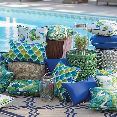 Greendale Home Fashions 2-Piece Square Outdoor Throw Pillow Set