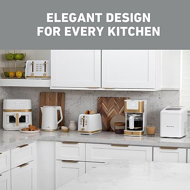 West Bend Timeless 1.5 Liter Electric Kettle